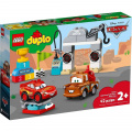 LEGO DUPLO Cars TM 10924 Závodní den Bleska McQuee